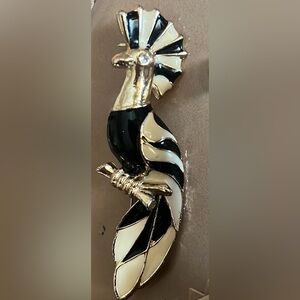 Vintage Enamel Cockatiel w/crown Brooch